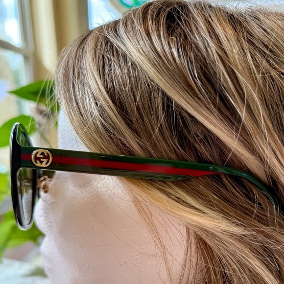 GUCCI - GG0849SK BLACK/GREEN WOMENS SUNGLASSES - Picture 2 of 5